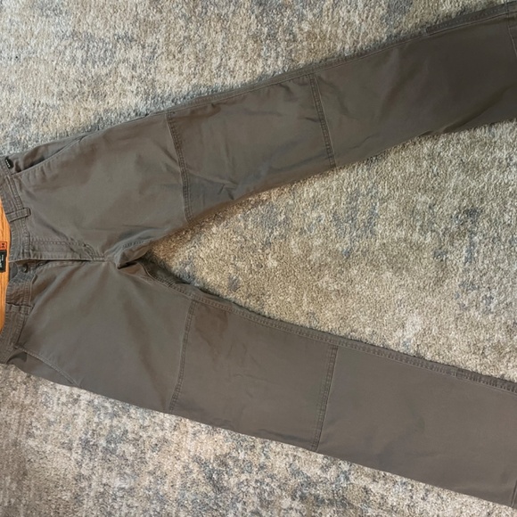 Howler Bros khakis - Picture 2 of 3